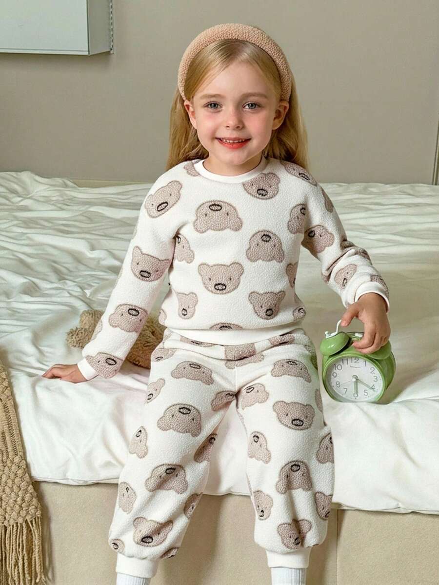 SHEIN LMoss Kids 女童可爱小熊图案圆领长袖上衣搭配舒适法兰绒睡裤套装，秋冬款 - 咖啡棕 - 查看 1
