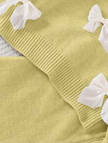 SHEIN Playful Pals 少女时尚甜美蝴蝶结针织毛衣搭配休闲直筒裤，适合居家、外出、聚会、返校 - 綠色 - 查看 4