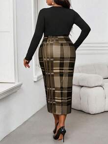 SHEIN Lady 秋冬季优雅职场彩色格子针织开衩中长半身裙，适合秋冬季圣诞节穿着，女士铅笔裙，女士格子裙，新年正式场合穿着，时尚系列半身裙 - 咖啡棕 - 查看 5