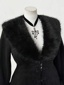 SHEIN CURVE+ 大码女式毛领长袖外套，哥特风、中世纪风、复古风，适合正式场合和日常穿着。 - 黑色 - 查看 6