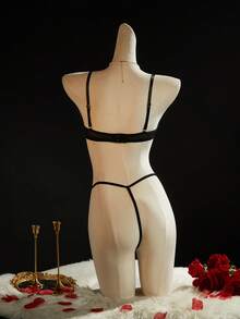 SpicyHot 2 piezas Conjunto de lencería sexy con tirantes cruzados de encaje para mujeres