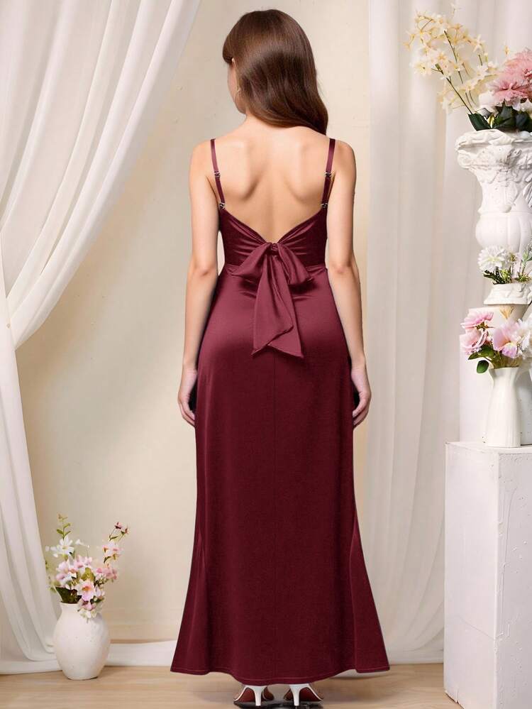 bride bridesmaid dressing gown Zapaka Women Burgundy Junior Bridesmaid Dress Round Neck A Line Ruched  Sleeveless Wedding Guest Dress – Zapaka CA main image 0