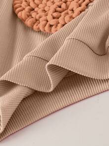 两件套女童针织米色圆领长袖T恤（带爱心图案）搭配网纱裙，舒适儿童休闲户外套装，春秋季 - 卡其色 - 查看 6
