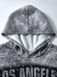 SHEIN 2件套青少年男童休闲日常舒适印花连帽卫衣和运动裤针织套装 - 彩色 - 查看 3