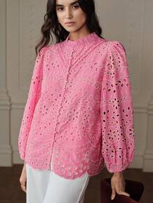 Aveloria Rosie Nueva blusa casual de estilo francés para otoño con bordado intrincado, diseño calado y detalle de volante plisado, de manga larga - Rosa - Ver 3