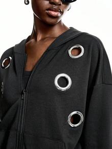 LYSMO 2025新款极简主义冬季女式时尚镂空卫衣，秋季复古风，男女皆宜的前卫时尚铆钉设计黑色连帽卫衣，短款外套，适合外出穿搭、返校季、毕业季、街头风、朋克风、Y2K风和斯德哥尔摩风，以及个性女装和独特服饰。 - 黑色 - 查看 9