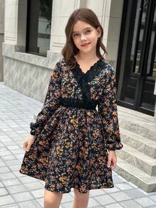SHEIN NovaGlow Tween Girl Boho Floral V-Neck Lace Patchwork Waist Dress - Black - View 3