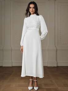 Aveloria Rosie 优雅高领缎面长裙，褶裥上身，长袖 - 白色 - 查看 5