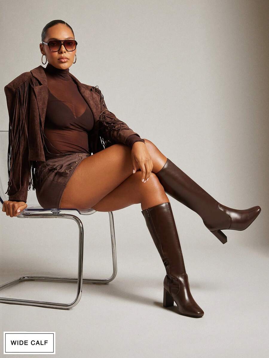 SHUZIA 女士方头粗跟高筒过膝长靴，采用优质油光PU皮革，巧克力色，侧拉链设计，宽松靴筒，线条流畅，尽显现代风范。圣诞节宽楦设计。 - 咖啡棕 - 查看 1