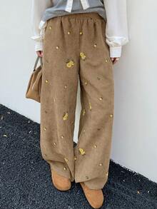 Dazy Plus Pantalones casuales largos de pana con cintura elástica, bordado de flores amarillas pequeñas, sueltos y casuales para mujeres de talla grande, otoño/invierno - Caqui - Ver 6