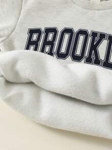 两件套儿童休闲舒适时尚简约实用百搭宽松印花加厚圆领卫衣裤套装，适合上学、日常穿着、外出、运动，春秋冬三季皆宜。 - 灰色 - 查看 10