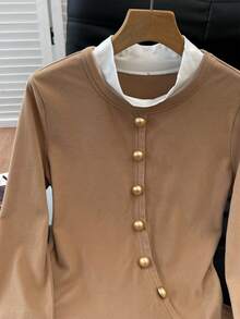 SHEIN Frenchy Áo thun nữ tay dài cổ cao cài nút, áo cài nút kim loại, áo xếp ly, áo màu nâu cho nữ, áo tay dài màu nâu, áo màu nâu cà phê, áo kiểu màu nâu, áo chui đầu màu nâu, áo nữ thanh lịch, mùa thu, áo thun giữ nhiệt, áo phối màu, áo kiểu thường ngày cho nữ, phong cách Pháp thanh lịch, cổ điển, tối giản, phù hợp mặc hàng ngày, áo kiểu nữ thanh lịch, mùa đông cho nữ, thường ngày cho nữ, bữa sáng cho nữ, phù hợp cho thường ngày và kỳ nghỉ, xuân/thu, phong cách Pháp, phụ nữ Paris, phong cách châu Âu, kỳ nghỉ châu Âu, thu/đông, phù hợp cho mọi mùa, mùa đông cho nữ, năm mới, phụ nữ năm mới, phong cách Pháp thường ngày, cổ điển, tối giản, phù hợp mặc hàng ngày, phong cách Pháp, phong cách châu Âu - Màu Khaki - Xem 5