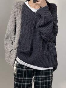DAZY Women's V-Neck Loose Cable Knit Solid Color Casual Sweater - Grey - View 2