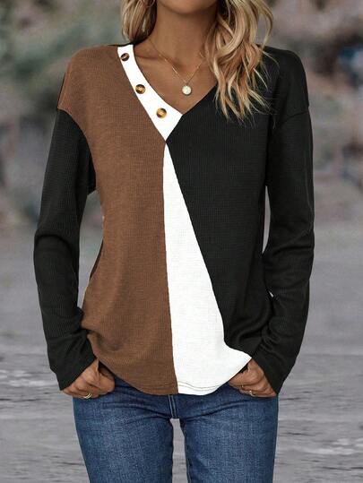 LanaWest 撞色纽扣细节落肩T恤图案女式上衣