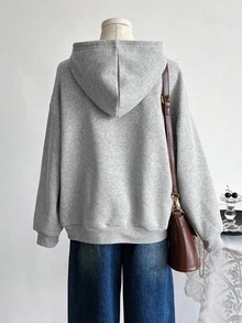 SHEIN Sweetra Young 少女复古保罗刺绣图案卫衣，休闲舒适学院风刺绣连帽套头衫，宽松版型，适合秋冬季穿着 - 灰色 - 查看 2