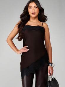 MISSGUIDED 蕾丝细节吊带背心，配有可调节肩带和优雅的滚边。 - 咖啡棕 - 查看 1