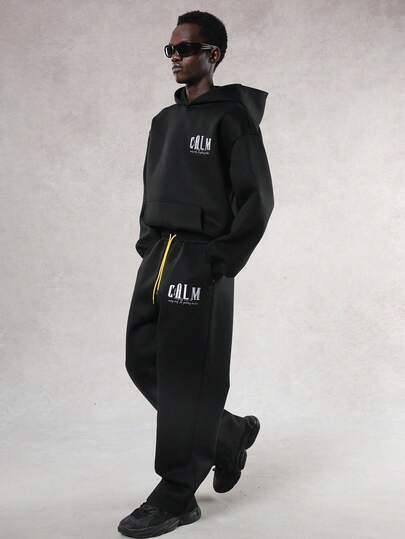 DAZY Conjunto de sudadera con capucha de forro polar con diseño bordado de letras para hombre, otoño/invierno