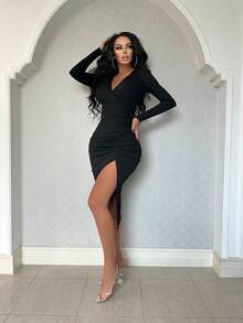 VaVaBold 深V领开衩大腿褶皱紧身连衣裙长款女装 - 黑色 - 查看 2