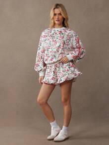 WESTFADE Crewneck Velvet Striped Sleeves Floral Print Relaxed Fit Sweatshirt Fall, Autumn, Winter, Boho, Western Wear, Country Concert, NYE, New Years Eve, Christmas, Holiday, Casual, Cute