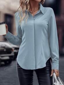 EMERY ROSE قميص كاجوال/للعمل أحادي الصدر بأكمام طويلة وبلون واحد للنساء - أزرق فاتح اللون - مشاهدة 5