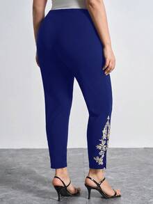Chikora Celana Panjang Slim Fit Bordir Bunga Elegan Ukuran Plus, Cocok untuk Berpergian - Biru - View 2
