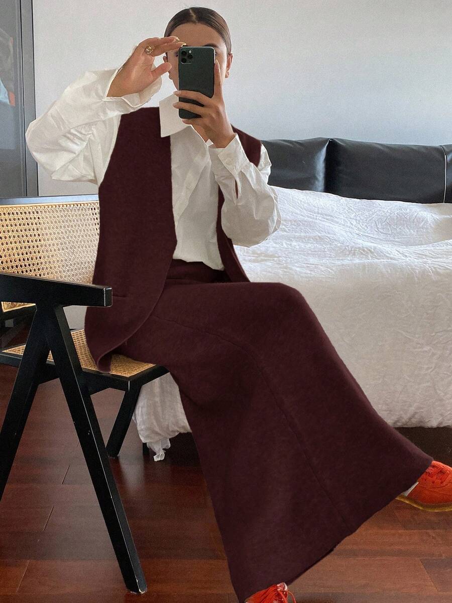 Livesso 女士V领无袖上衣和宽松针织裙两件套 - 酒紅色 - 查看 1