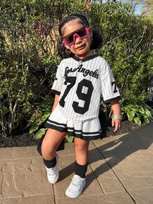 2 件套年轻女孩篮球球衣套装，数字印花 T 恤和裙子套装，休闲日常时尚百搭街头服饰