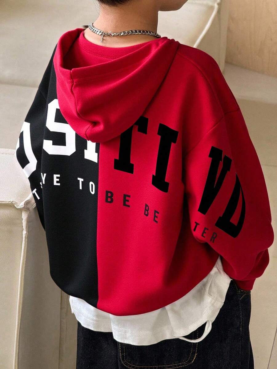 SHEIN Tween Boy 运动款大字母拼色连帽卫衣，适合春夏秋冬，适合户外玩耍、上学、街拍、聚会和居家休闲，性价比高
