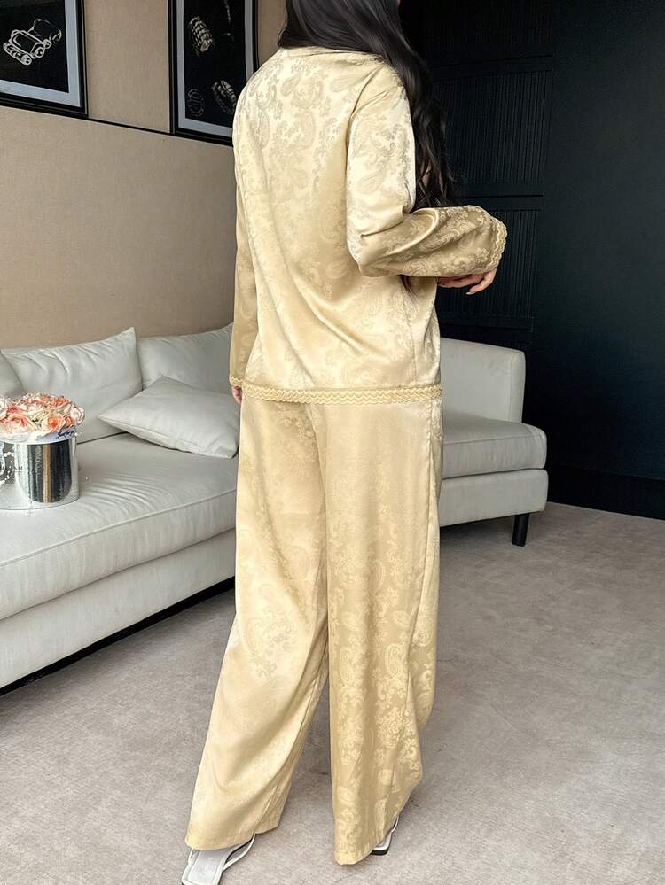 Charming Jacquard Satin Lace Patchwork Women Pajama Set