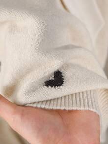 CosyJoli 大码休闲心形图案米色V领露背毛衣