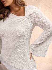 Elegantrix Blusa in maglia con scollo asimmetrico e orlo arricciato, taglie comode per donne - Beige - Visualizzare 3