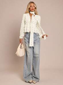 Glamine 女士法式金属箔叶子图案可拆卸荷叶边下摆休闲衬衫，秋冬款 - 杏色 - 查看 3