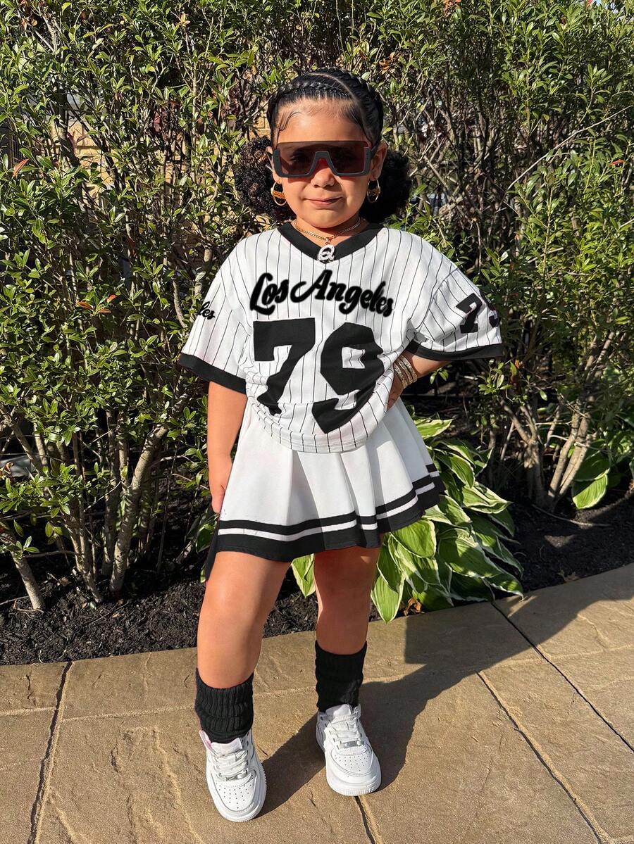 2 件套年轻女孩篮球球衣套装，数字印花 T 恤和裙子套装，休闲日常时尚百搭街头服饰