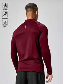 Manfinity Sport Polished 男士字母印花半拉链立领长袖运动卫衣压缩衫 - 酒紅色 - 查看 2