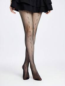 ROMWE Goth 1pair Women's Black Heart Shaped Fishnet Stocking With Straps, Suitable For All Seasons - Pure black - View 3