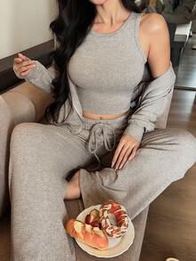 DAZY 三件套运动连帽外套、吊带背心和休闲长裤女士家居服套装 - 杏色 - 查看 3