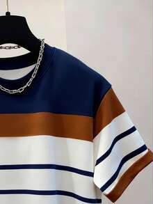 Men's Round Neck Printed T-Shirt - Round Neck Casual Top - Lightweight T-Shirt Suitable For All Seasons - Multicolor - View 3