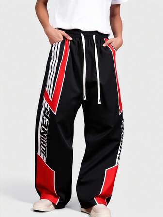 Street Life Unisex Gerade geschnittene Webhose mit amerikanisch-englischem Grafikdruck