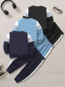 SHEIN 4-7岁男童6件套休闲运动学院风街头可爱酷炫撞色卫衣+裤子，适合日常穿着、上学、外出、运动、春秋季节，为小男孩提供多种穿搭选择。 - 杏色 - 查看 2
