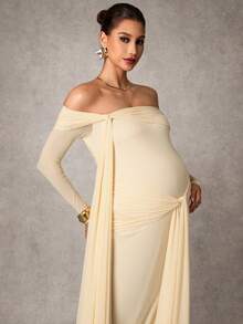 MaterniChic 孕妇纯色露肩长袖系腰时尚连衣裙 - 黃色 - 查看 6