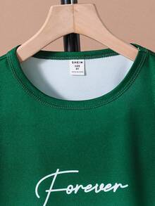 SHEIN Vacaura Cậu bé Tween Biến đổi dần Ngắn tay Áo thun Và Bộ quần short - Màu xanh lá cây đậm - Xem 3