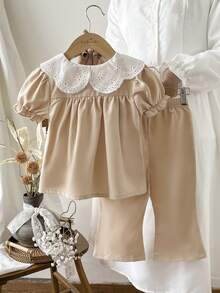 Bộ 2 món/Bộ cho bé gái mùa hè mới 2025 Áo sơ mi hở cổ thêu phía trước & Quần ống loe cạp chun dễ thương, trang phục thường ngày ngọt ngào, thích hợp mặc ở nhà, dạo phố, đi học - Màu Khaki - Xem 2