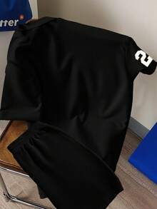 Manfinity Joysei Paris Equestrian Cowboy + Crown & Wheat Design Black Short Sleeve Shorts Sports Suit, Classic Retro Fashion Versatile Black Set, Unisex Polo Set For Men Men Black Two Piece Set - Black - View 2