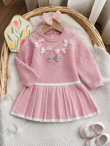 SHEIN Playful Pals 女婴休闲时尚可爱粉色褶皱毛衣连衣裙，带蝴蝶结，适合秋冬季节穿着。女婴针织套装，保暖连衣裙，粉色针织连衣裙，女婴连衣裙，幼儿粉色套装。 - 珊瑚粉 - 查看 4