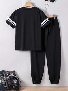 Vacaura Boy Summer Outfit 2pcs/Set Older Boys Casual Outfit - Minimalist Graphic Print Black Crew Neck T-Shirt Paired With Trousers, Contrast Sleeve Trim & Side Panel Design, Suitable For Summer - Black - View 2
