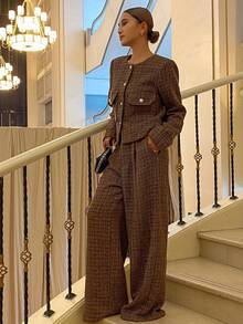 Livesso Women's Plaid & Striped Color Block Blazer Jacket And Straight Leg Casual Pants Suit Set, Loose Fit Business Casual Office Wear, Elegant Decoration With Metal Buttons, Suitable For Autumn, Winter, Spring, Christmas, New Year