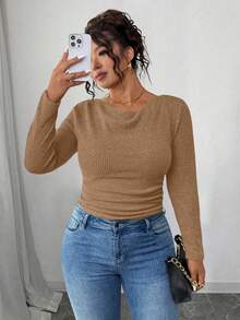 Elenzga Áo thun dài tay ôm sát cổ bèo nhún họa tiết cổ điển cỡ lớn cho nữ RosyDaze - Màu Khaki - Xem 6