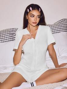 Lowkey Lull 女士柔软舒适简约短袖翻领短裤连体睡衣 - 白色 - 查看 1