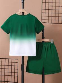 SHEIN Vacaura Cậu bé Tween Biến đổi dần Ngắn tay Áo thun Và Bộ quần short - Màu xanh lá cây đậm - Xem 2