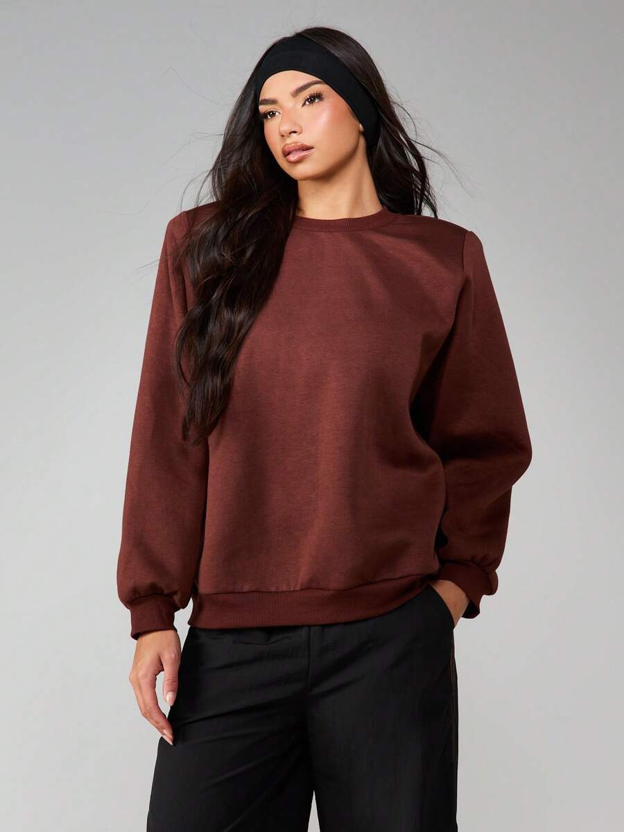 MISSGUIDED Oversized Brown Crew Neck Long Sleeve Pullover Sweatshirt For Casual Fall Winter Everyday Comfort Wear - Brown - View 1
